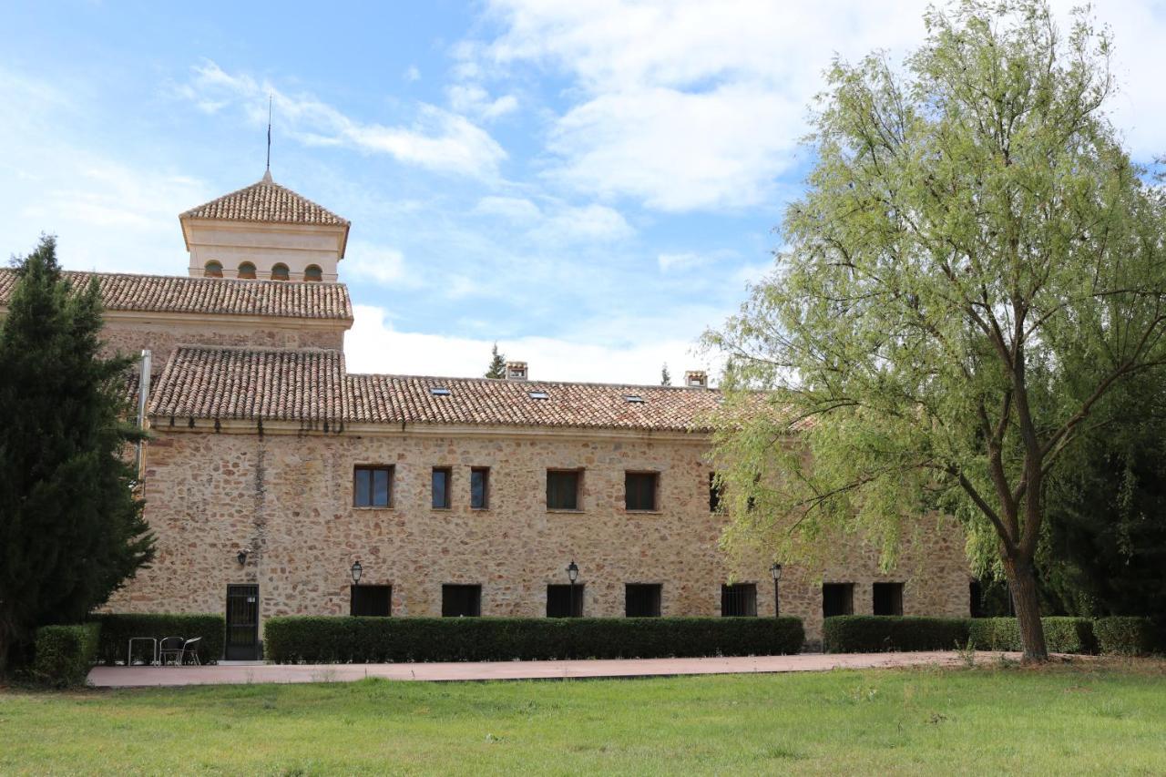 Hotel Monasterio De Tejeda Garaballa Exterior foto